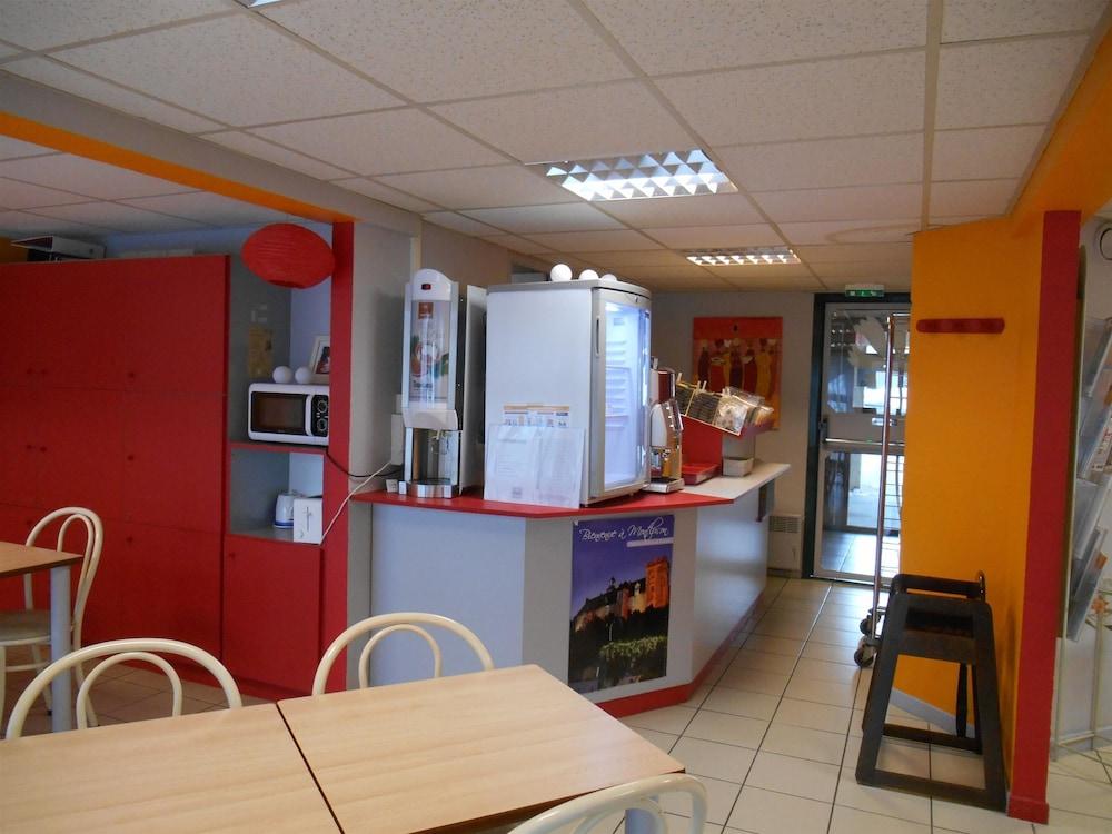 Premiere Classe Montlucon Saint Victor Exterior photo